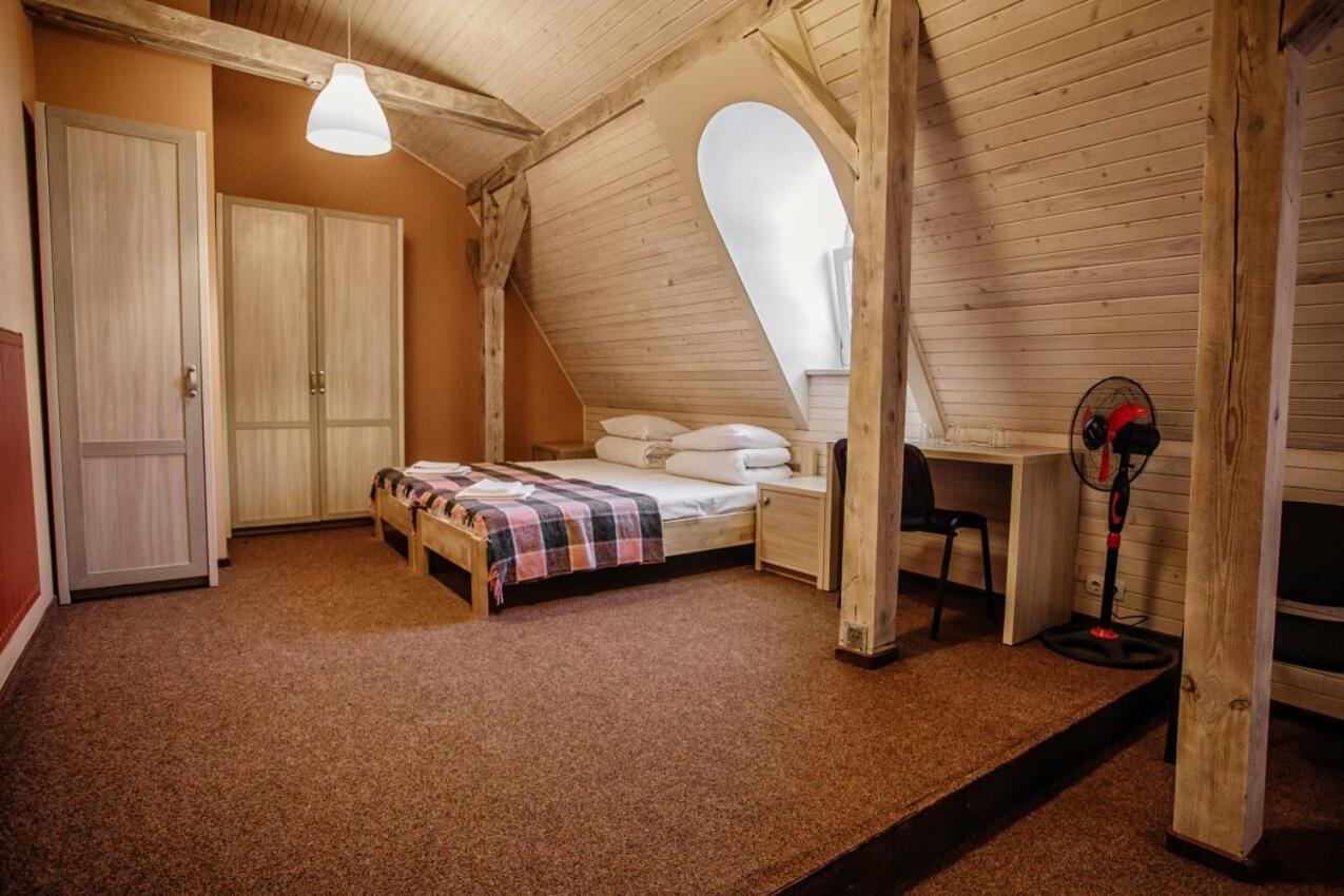 Guest House "Arkhistratyg" Lviv Kültér fotó