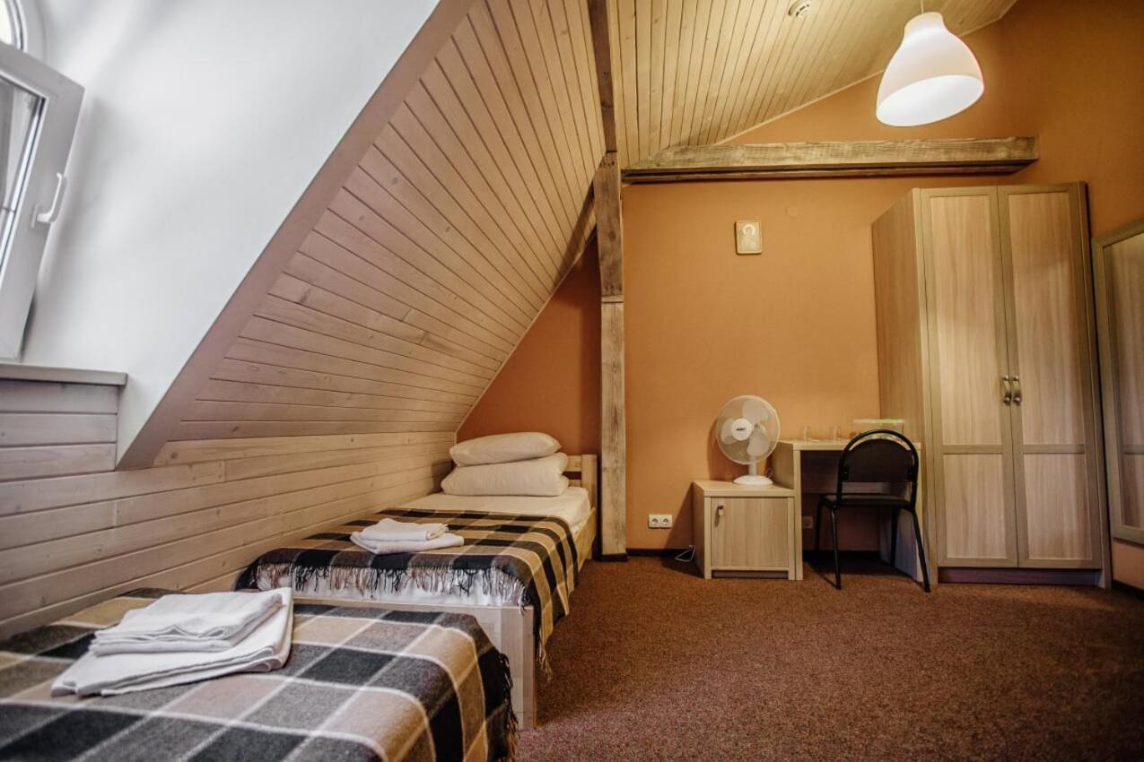 Guest House "Arkhistratyg" Lviv Kültér fotó