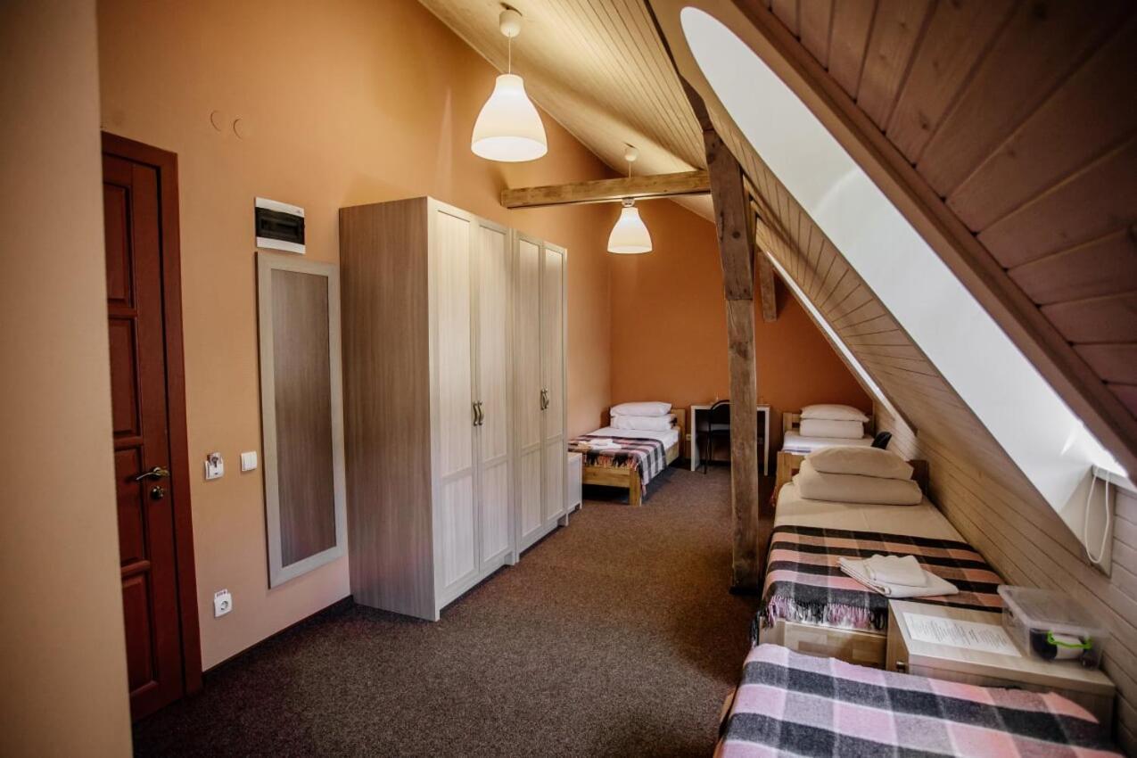 Guest House "Arkhistratyg" Lviv Kültér fotó