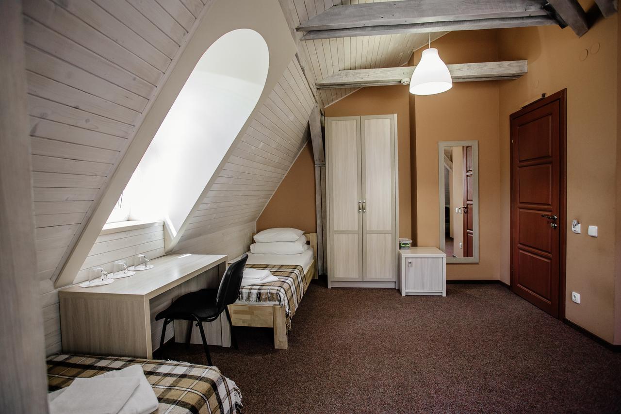 Guest House "Arkhistratyg" Lviv Kültér fotó