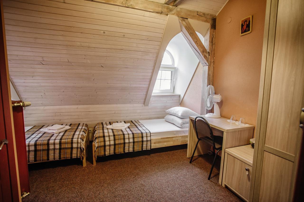 Guest House "Arkhistratyg" Lviv Kültér fotó